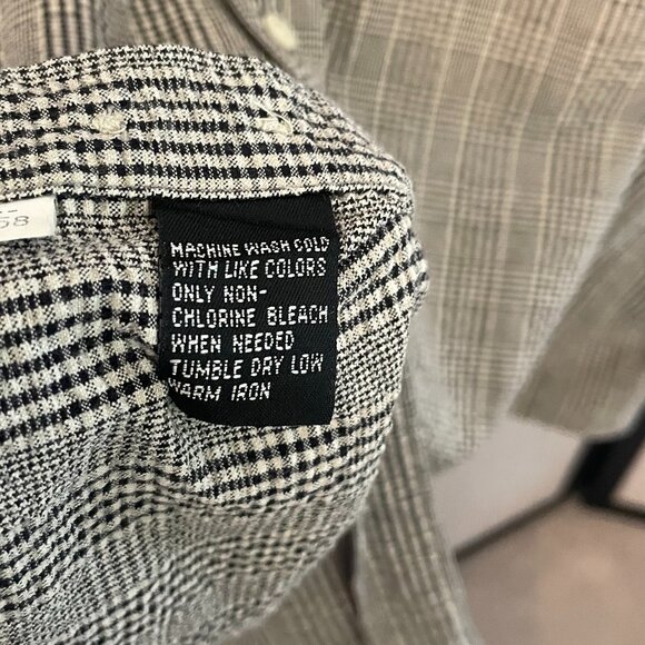 Bill Blass Men's Seersucker Short Sleeve Shirt - Picture 3 of 5